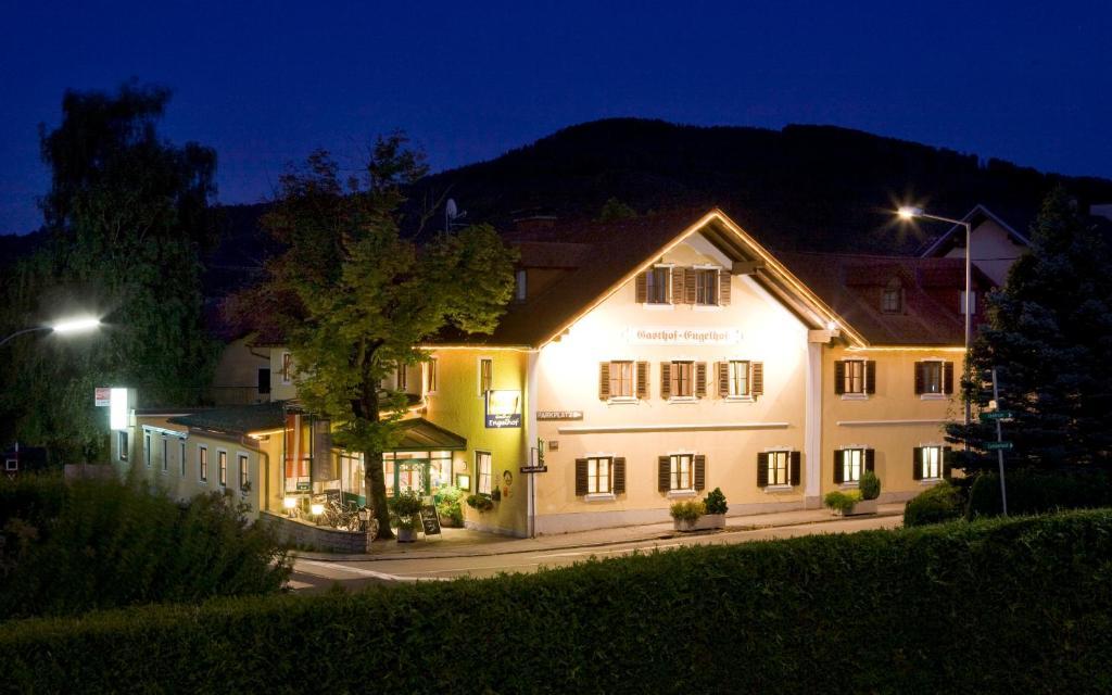 Gasthof Engelhof กมุนเดน ภายนอก รูปภาพ